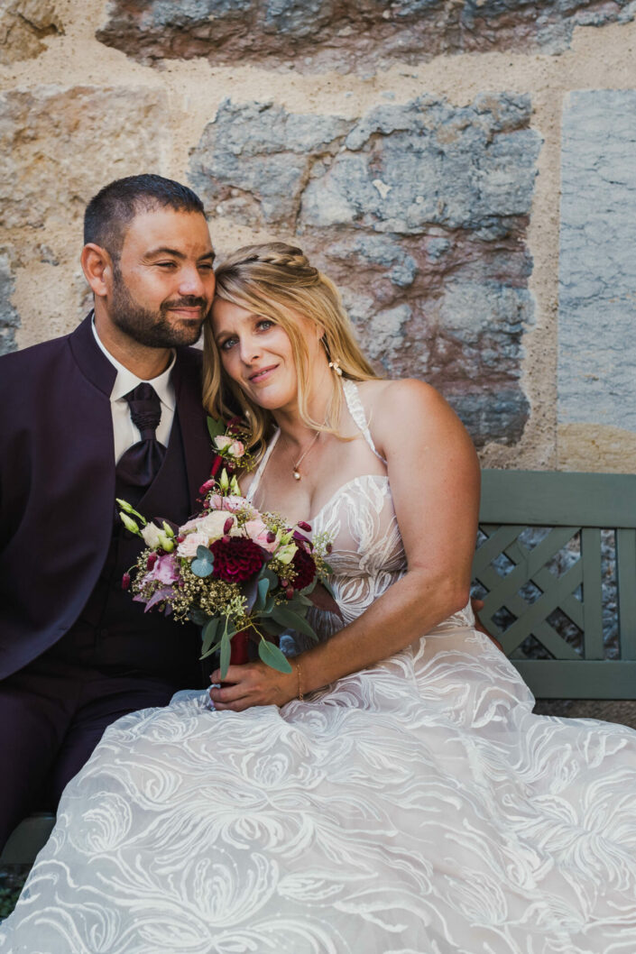 Photographe de mariage - Haute-Savoie - Annecy - Minzier - Genève - photos en extérieur Minzier - Frangy - Val des usses - Viry - Valleiry - photos de couple mariés - à Fort l'écluse