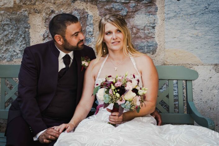 Photographe de mariage - Haute-Savoie - Annecy - Minzier - Genève - photos en extérieur Minzier - Frangy - Val des usses - Viry - Valleiry - photos de couple mariés - à Fort l'écluse