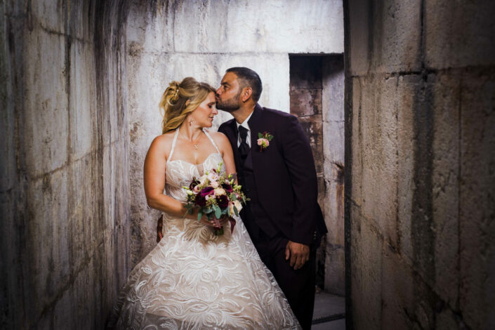 Photographe de mariage - Haute-Savoie - Annecy - Minzier - Genève - photos en extérieur Minzier - Frangy - Val des usses - Viry - Valleiry - photos de couple mariés - à Fort l'écluse