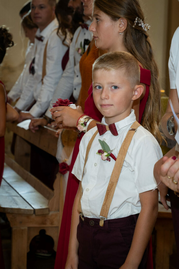 Photographe de mariage - Haute-Savoie - Annecy - Minzier - Genève - photos en extérieur Minzier - Frangy - Val des usses - Viry - Valleiry - cérémonie de mariage mairie et église