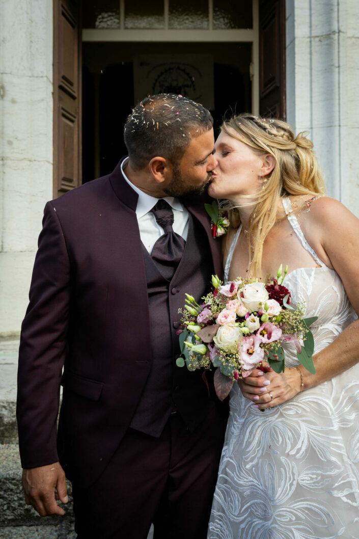 Photographe de mariage - Haute-Savoie - Annecy - Minzier - Genève - photos en extérieur Minzier - Frangy - Val des usses - Viry - Valleiry - cérémonie de mariage mairie et église