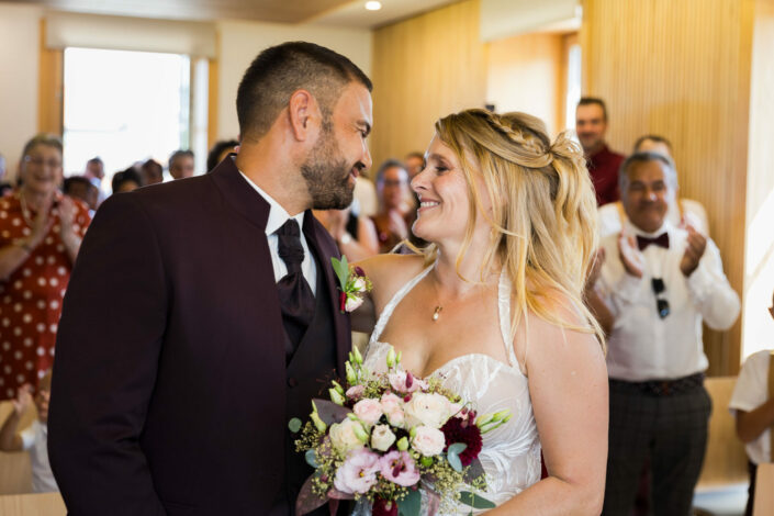 Photographe de mariage - Haute-Savoie - Annecy - Minzier - Genève - photos en extérieur Minzier - Frangy - Val des usses - Viry - Valleiry - cérémonie de mariage mairie et église